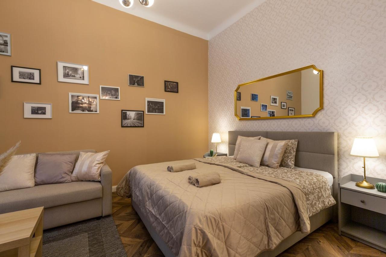 Central Quentin Home With Sauna Next To The New York Cafe — Photos 2